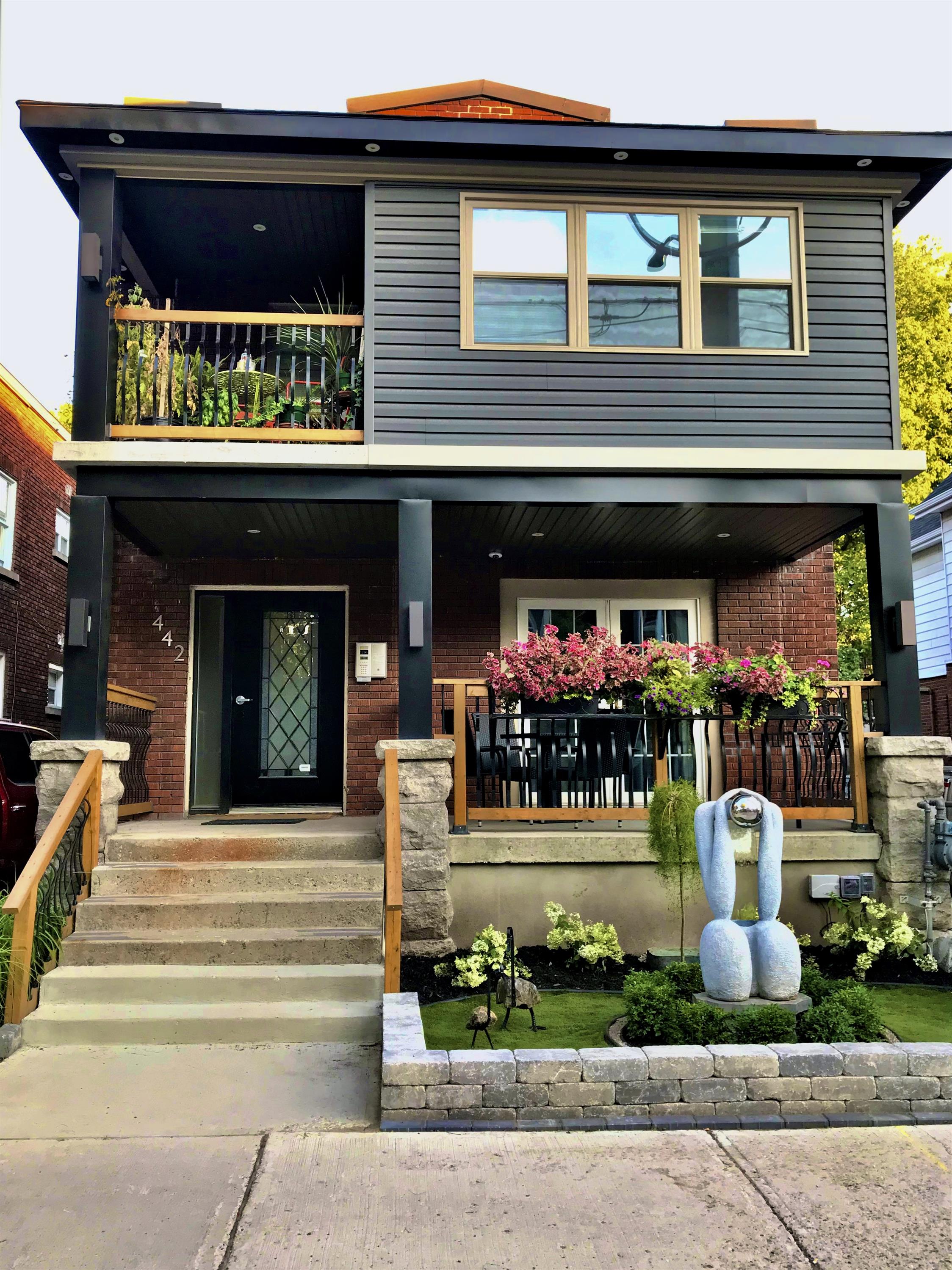 4 - 442 McLeod Street