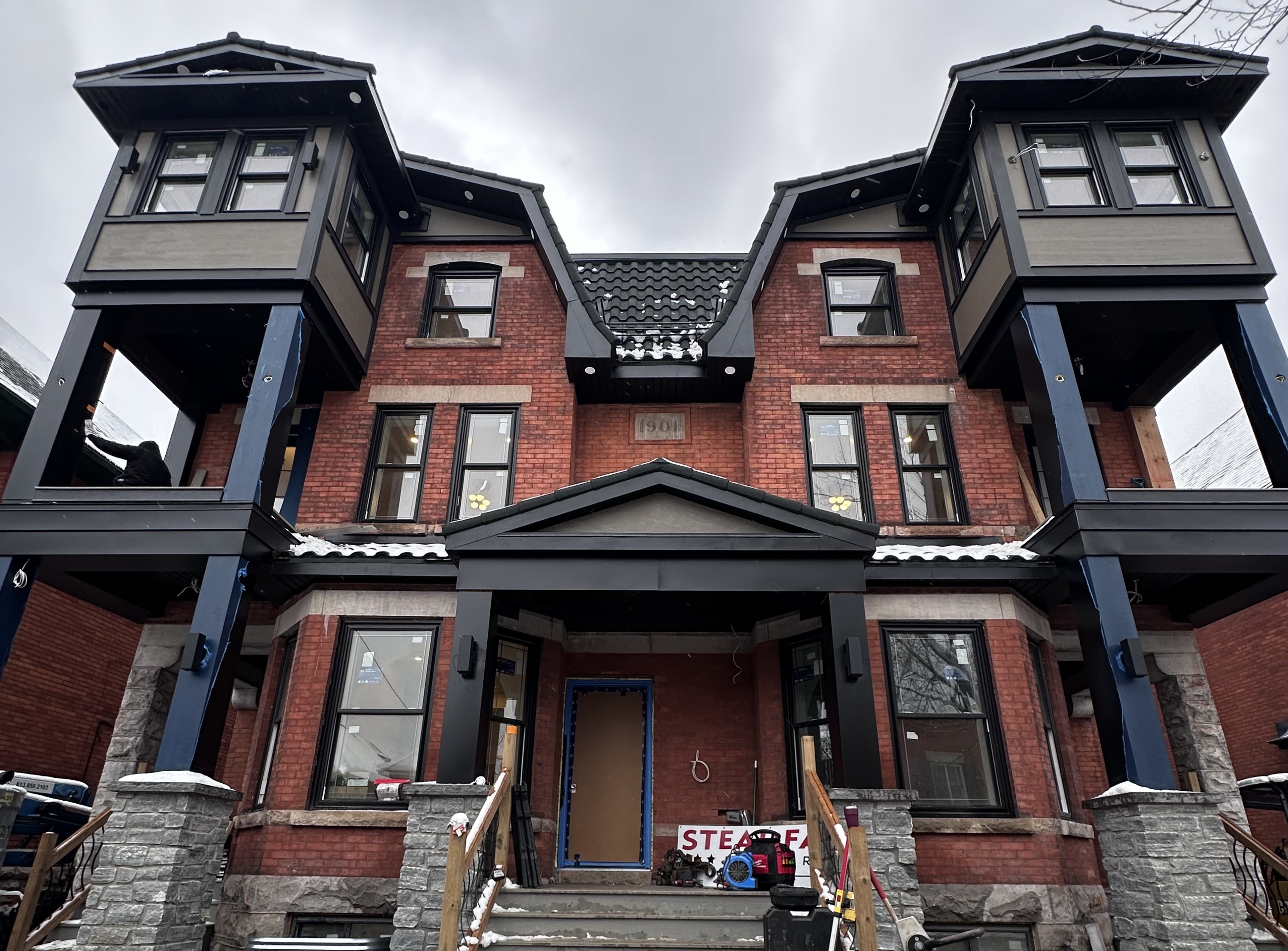 157 James Street - 301